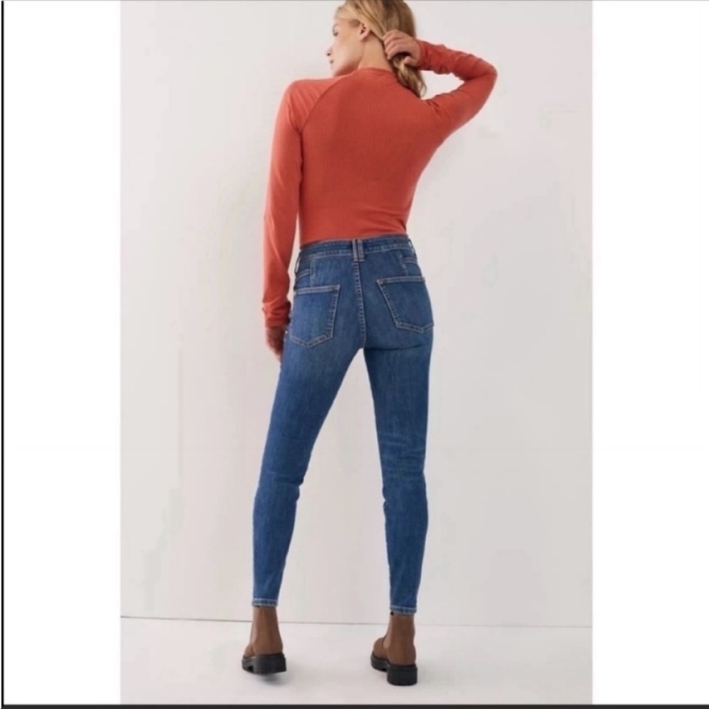 Anthropologie Pilcro Iris High Rise Skinny Jeans Blue 26 Tall Stretch NWT - Picture 2 of 5